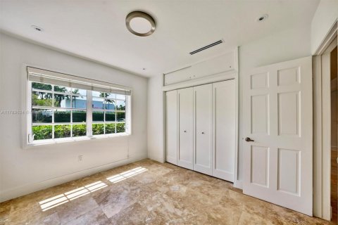 House in Key Biscayne, Florida 4 bedrooms, 202.25 sq.m. № 1862195 - photo 30