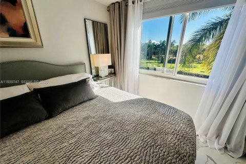 Купить кондоминиум в Майами, Флорида 2 спальни, 83.52м2, № 2001913 - фото 19