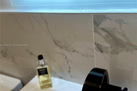 Купить кондоминиум в Майами, Флорида 2 спальни, 83.52м2, № 2001913 - фото 12