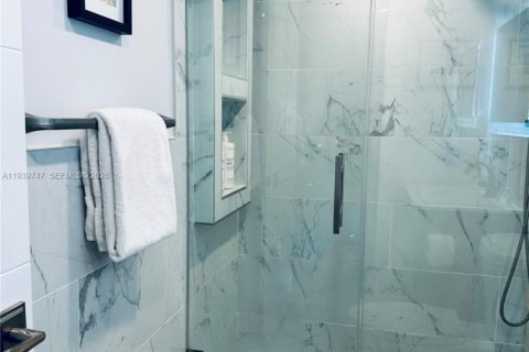 Купить кондоминиум в Майами, Флорида 2 спальни, 83.52м2, № 2001913 - фото 10