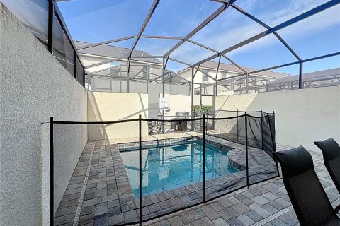 Adosado en venta en Kissimmee, Florida, 5 dormitorios, 213.12 m2 № 1911738 - foto 29