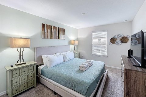 Adosado en venta en Kissimmee, Florida, 5 dormitorios, 213.12 m2 № 1911738 - foto 23