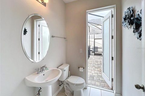 Adosado en venta en Kissimmee, Florida, 5 dormitorios, 213.12 m2 № 1911738 - foto 8