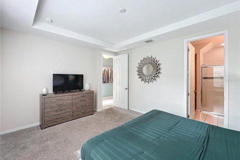 Adosado en venta en Kissimmee, Florida, 5 dormitorios, 213.12 m2 № 1911738 - foto 11