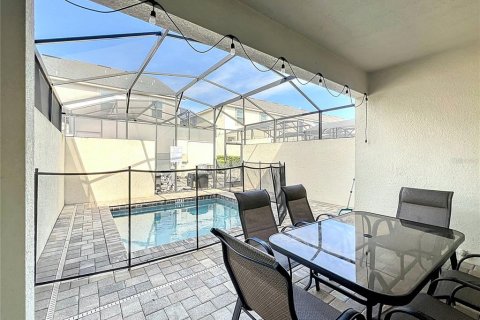 Adosado en venta en Kissimmee, Florida, 5 dormitorios, 213.12 m2 № 1911738 - foto 30