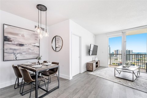 Copropriété à louer à Miami, Floride: 2 chambres, 97.36 m2 № 17215 - photo 10