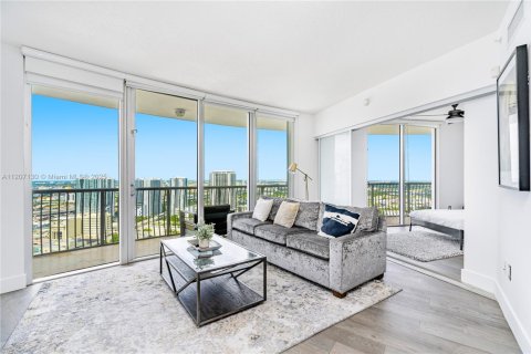 Copropriété à louer à Miami, Floride: 2 chambres, 97.36 m2 № 17215 - photo 5
