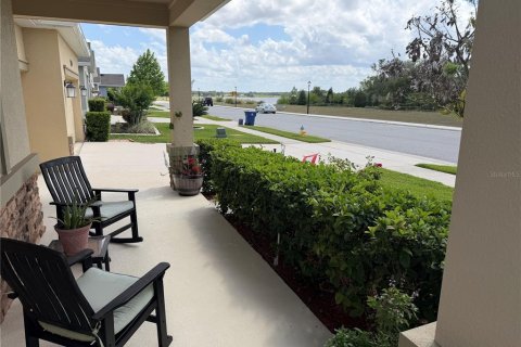 Villa ou maison à vendre à Groveland, Floride: 4 chambres, 221.01 m2 № 2139651 - photo 2
