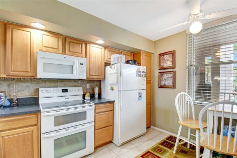 Copropriété à vendre à Sunrise, Floride: 2 chambres, 104.98 m2 № 1736178 - photo 12