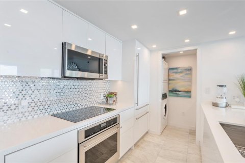 Condominio en alquiler en Miami Beach, Florida, 1 dormitorio, 72.46 m2 № 1993747 - foto 8