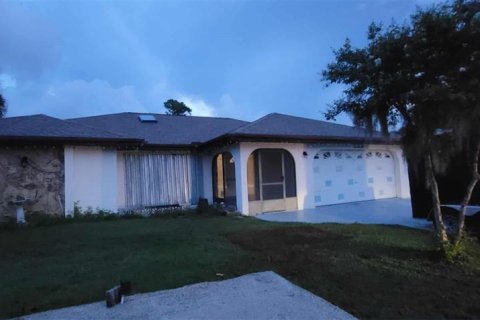 Casa en venta en Port Charlotte, Florida, 3 dormitorios, 176.42 m2 № 1904795 - foto 2
