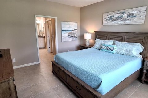 Condo in Bradenton, Florida, 2 bedrooms  № 2227016 - photo 14