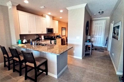 Condo in Bradenton, Florida, 2 bedrooms  № 2227016 - photo 5