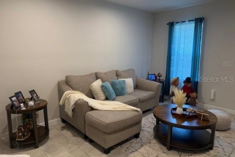 Adosado en alquiler en New Port Richey, Florida, 3 dormitorios, 151.62 m2 № 2103443 - foto 3