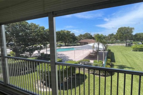 Condominio en venta en Pembroke Pines, Florida, 2 dormitorios, 88.63 m2 № 1710974 - foto 10