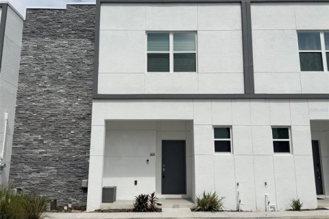 Adosado en Davenport, Florida 4 dormitorios, 187.66 m2 № 2283474