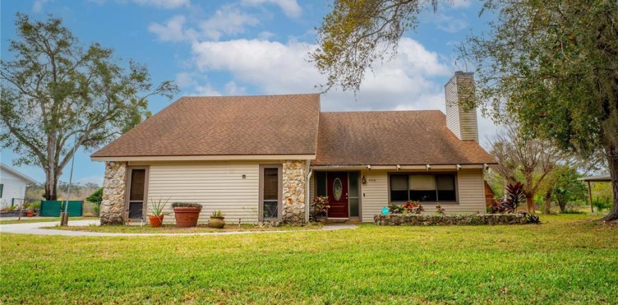 Casa en Leesburg, Florida 3 dormitorios, 231.88 m2 № 1573747