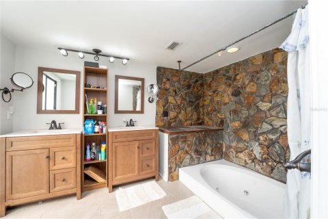 Casa en venta en Leesburg, Florida, 3 dormitorios, 231.88 m2 № 1573747 - foto 17