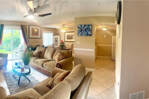Condominio en alquiler en Clearwater, Florida, 1 dormitorio, 54.81 m2 № 1908389 - foto 2