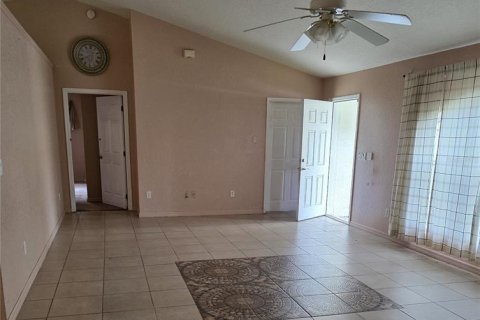 Casa en venta en Ocala, Florida, 4 dormitorios, 186.36 m2 № 1808149 - foto 2
