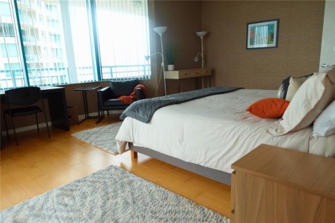 Condo in Clearwater, Florida, 2 bedrooms  № 1786891 - photo 27