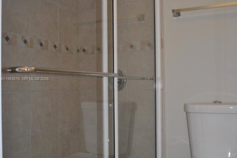 Condominio en alquiler en Miami Beach, Florida, 2 dormitorios, 118.08 m2 № 2049424 - foto 16