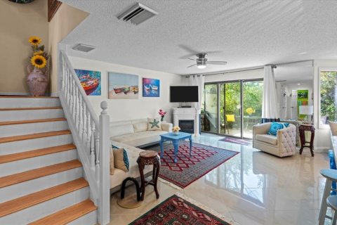 Townhouse in Daytona Beach Shores, Florida 3 bedrooms, 164.62 sq.m. № 1805782 - photo 30