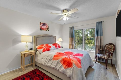 Townhouse in Daytona Beach Shores, Florida 3 bedrooms, 164.62 sq.m. № 1805782 - photo 11