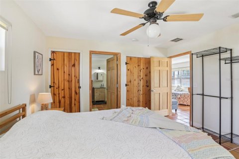 Villa ou maison à vendre à Treasure Island, Floride: 2 chambres, 150.59 m2 № 2275565 - photo 29