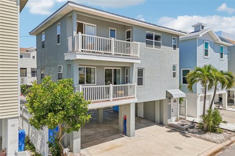 Villa ou maison à vendre à Treasure Island, Floride: 2 chambres, 150.59 m2 № 2275565 - photo 5