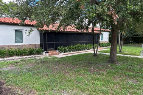 Propiedad comercial en venta en Biscayne Park, Florida, 144.74 m2 № 1945933 - foto 7