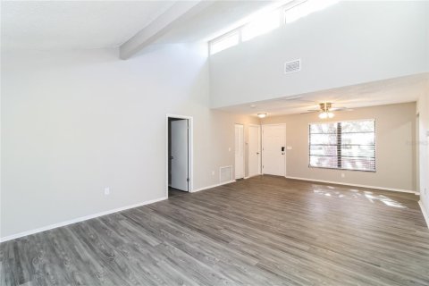 House in Sarasota, Florida 3 bedrooms, 126.53 sq.m. № 1908385 - photo 2