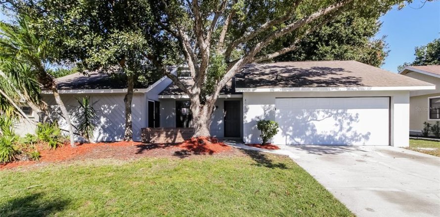 House in Sarasota, Florida 3 bedrooms, 126.53 sq.m. № 1908385
