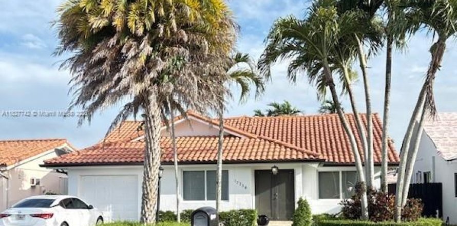 Villa ou maison à Miami, Floride 3 chambres, 187.29 m2 № 1977189