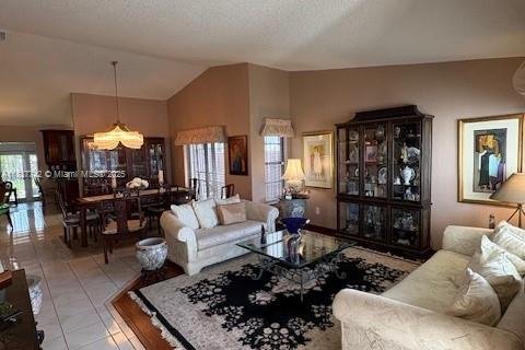 Villa ou maison à vendre à Miami, Floride: 3 chambres, 187.29 m2 № 1977189 - photo 2