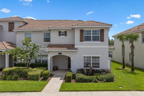Townhouse in Davenport, Florida 5 bedrooms, 192.49 sq.m. № 1778058 - photo 1