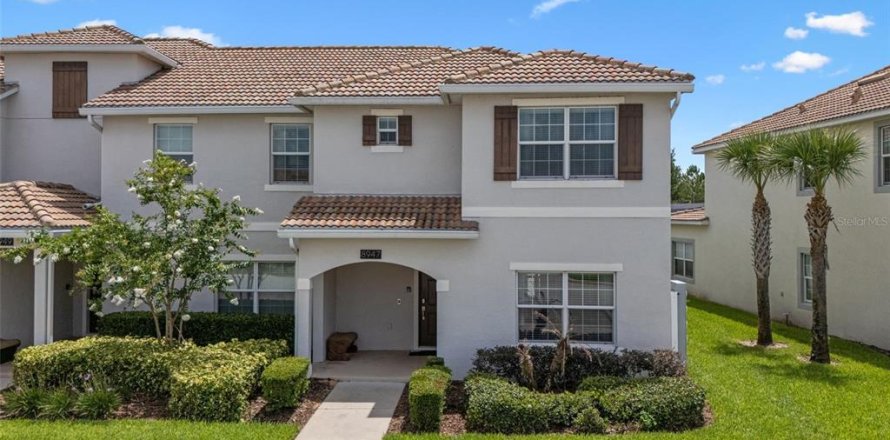 Townhouse in Davenport, Florida 5 bedrooms, 192.49 sq.m. № 1778058