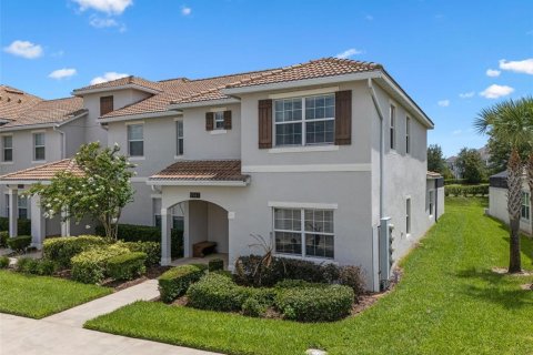 Townhouse in Davenport, Florida 5 bedrooms, 192.49 sq.m. № 1778058 - photo 2