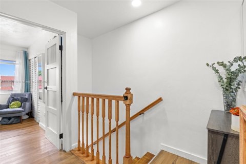 Adosado en venta en Miami Gardens, Florida, 3 dormitorios, 120.03 m2 № 1893248 - foto 21
