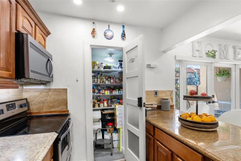 Adosado en venta en Miami Gardens, Florida, 3 dormitorios, 120.03 m2 № 1893248 - foto 5