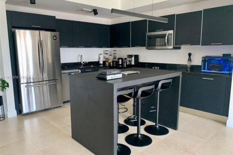 Condominio en venta en Miami, Florida, 2 dormitorios, 101.08 m2 № 2043963 - foto 8