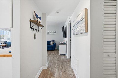 Condominio en venta en New Smyrna Beach, Florida, 1 dormitorio, 79.9 m2 № 2098688 - foto 6