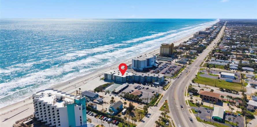 Condominio en New Smyrna Beach, Florida, 1 dormitorio № 2098688