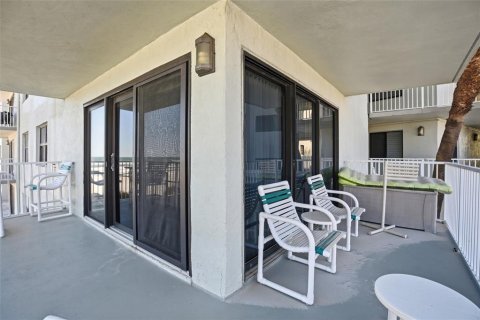 Condominio en venta en New Smyrna Beach, Florida, 1 dormitorio, 79.9 m2 № 2098688 - foto 19