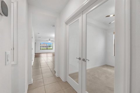 Купить виллу или дом в Уимаума, Флорида 5 комнат, 136.38м2, № 2151552 - фото 3