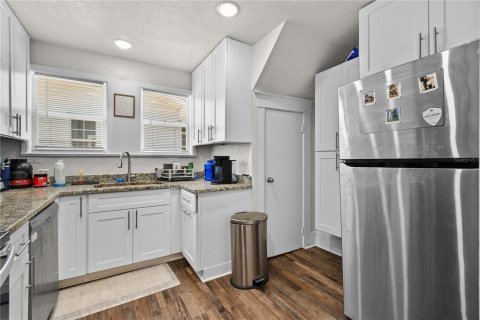 Casa en venta en Saint Petersburg, Florida, 3 dormitorios, 145.3 m2 № 2203911 - foto 23