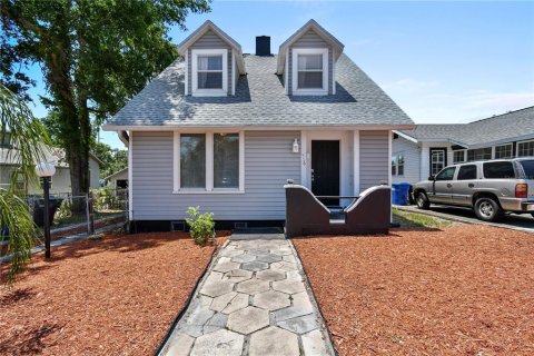 Casa en venta en Saint Petersburg, Florida, 3 dormitorios, 145.3 m2 № 2203911 - foto 2