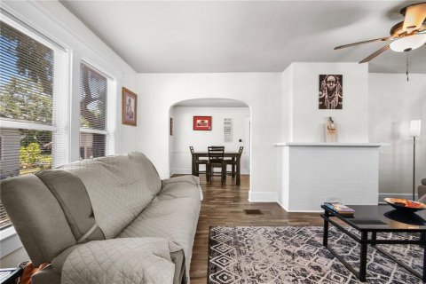 Casa en venta en Saint Petersburg, Florida, 3 dormitorios, 145.3 m2 № 2203911 - foto 15