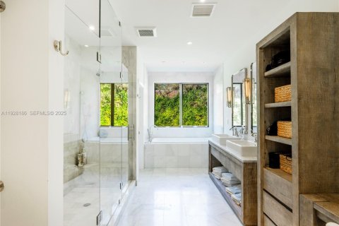 Casa en venta en Plantation, Florida, 4 dormitorios, 412.49 m2 № 1986803 - foto 10