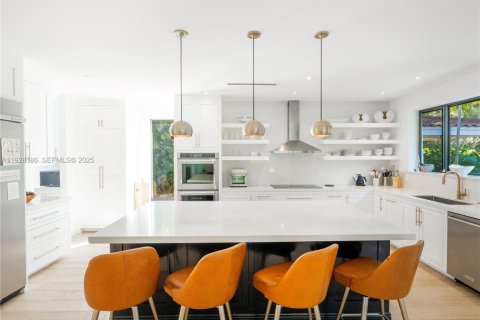 Casa en venta en Plantation, Florida, 4 dormitorios, 412.49 m2 № 1986803 - foto 4